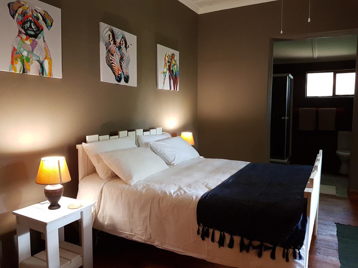 86 On Langenhoven Bed & Breakfast Оудсхорн Екстериор снимка