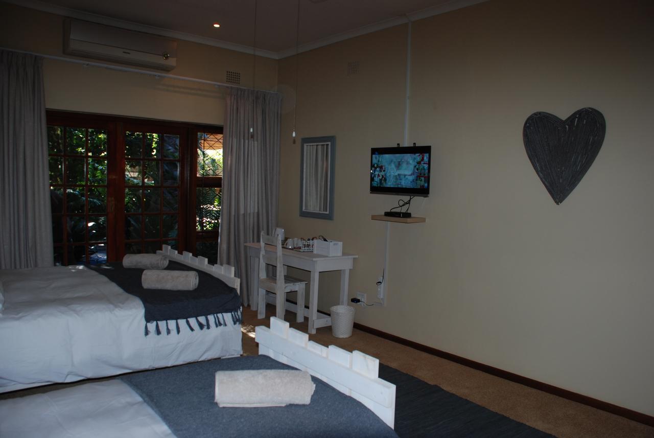 86 On Langenhoven Bed & Breakfast Оудсхорн Екстериор снимка