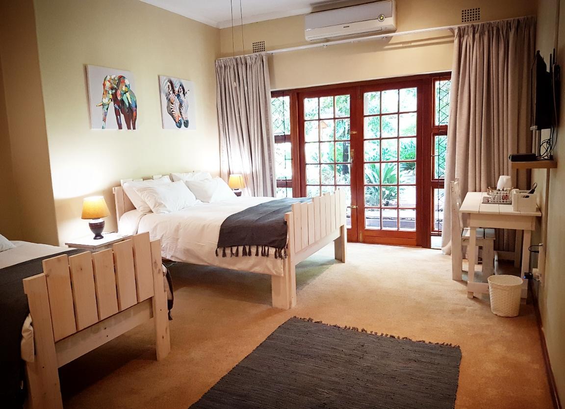 86 On Langenhoven Bed & Breakfast Оудсхорн Екстериор снимка